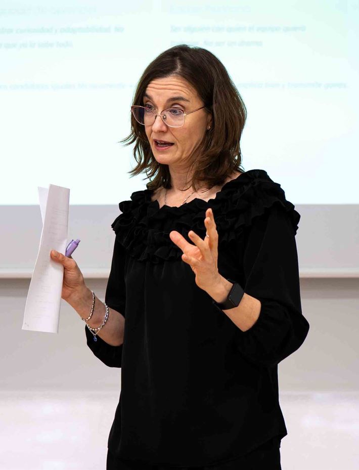 María Vertical